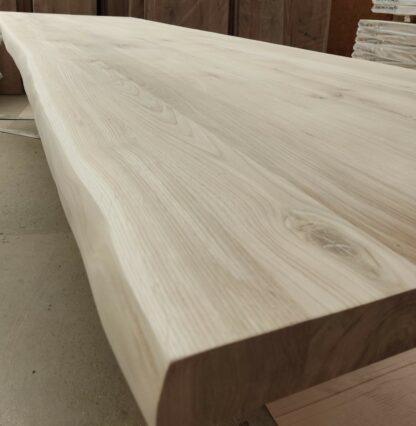 Massief eiken meubelpanelen en werkbladen. Dikte 40mm of 38mm. Doorlopende lamellen ca 100 mm breed. - Afbeelding 9